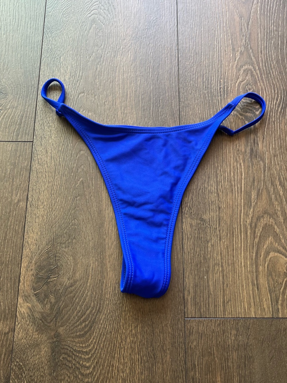 NWOT SHEIN Thong Bikini Bottoms